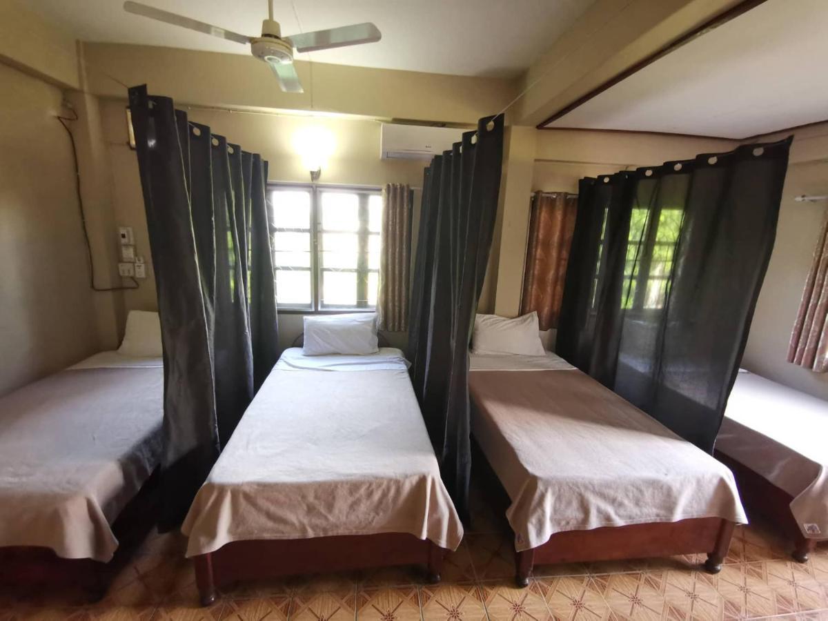 Manilath Guesthouse フアイサーイ郡 エクステリア 写真